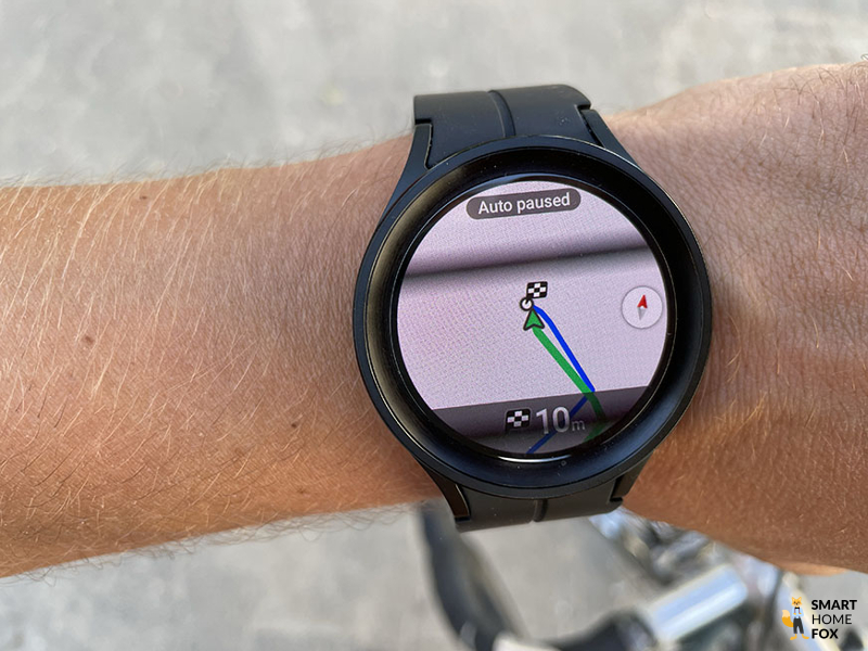 Функция навигации на часах Galaxy Watch 5.